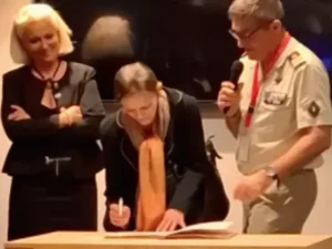 Marie-Dominique CALVEZ